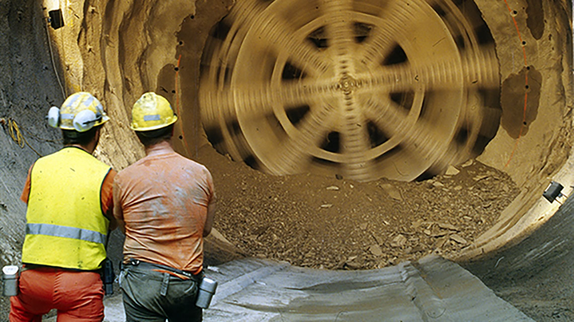 Histoire Getlink - 1988 - Debut travaux Eurotunnel France