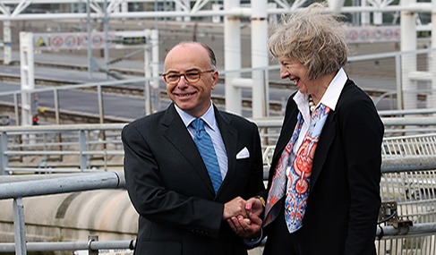 Getlink History - 2015 - Visit to the Eurotunnel site in Coquelles of the French Interior Minister and the British Home Secretary Theresa May